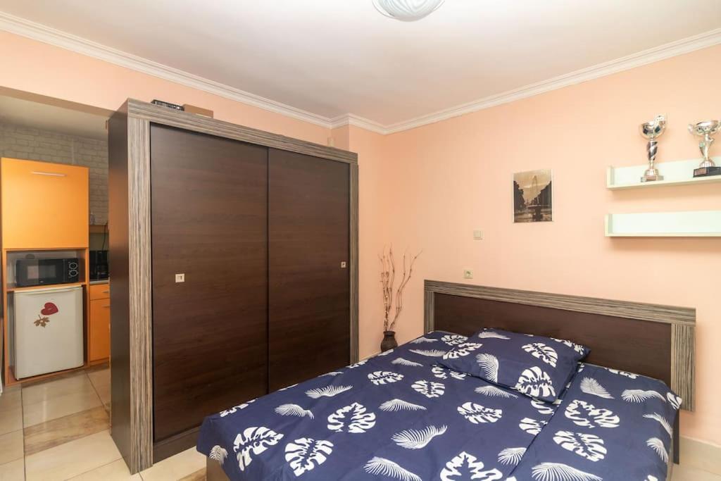 Charming Artistic Central Apartment Sofia Exterior photo